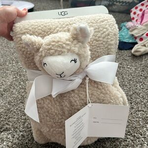 Ugg blanket and lovey set